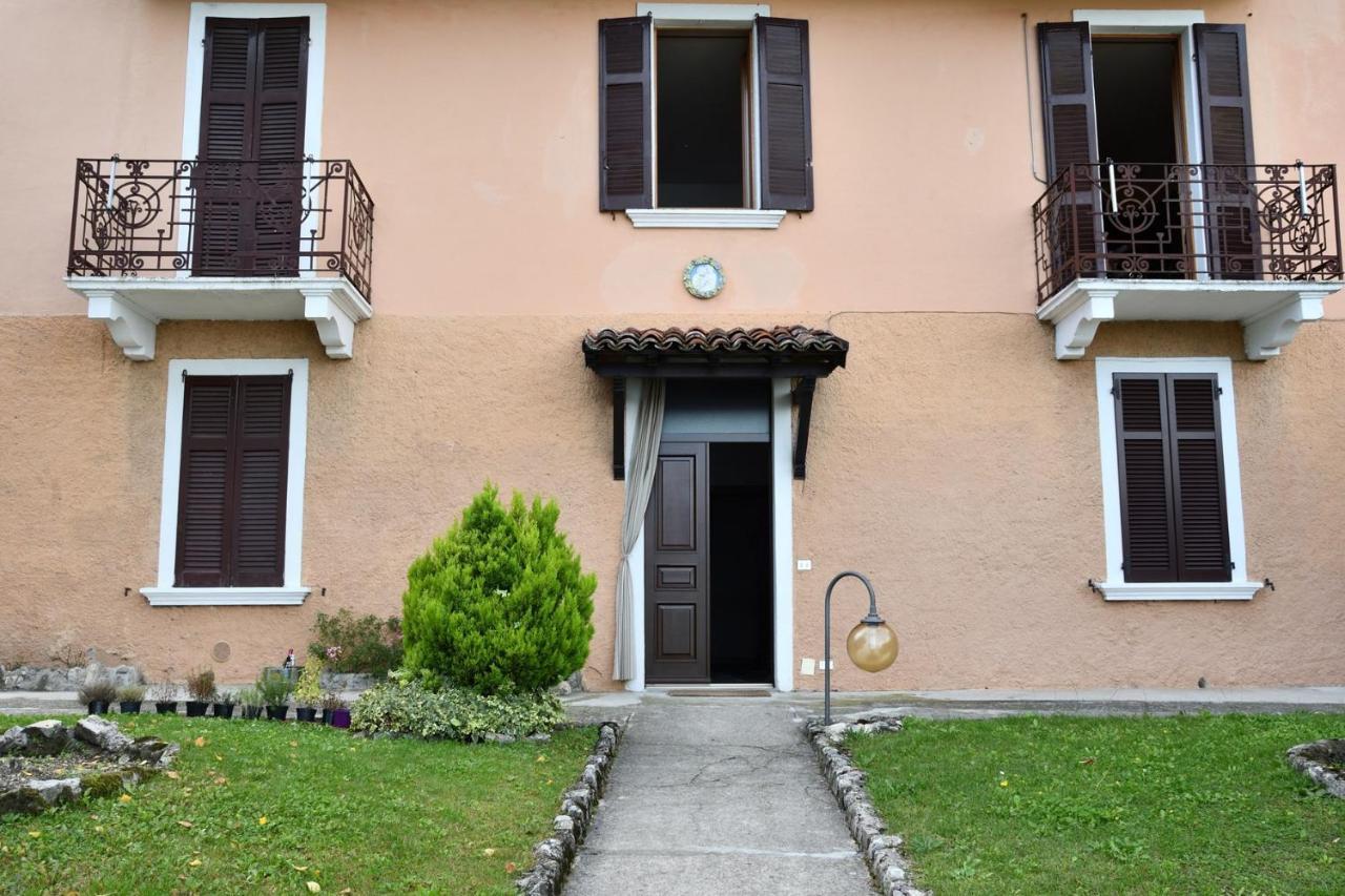 Gera Villa Apartment Argegno Exterior foto